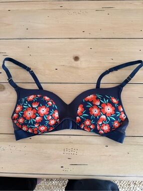 Navy Floral Underwire Bra - Women's Intimates